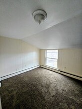 58 W Garrison St in Bethlehem, PA - Building Photo - Building Photo