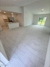 4606 Dora Ave S in Lehigh Acres, FL - Building Photo - Building Photo
