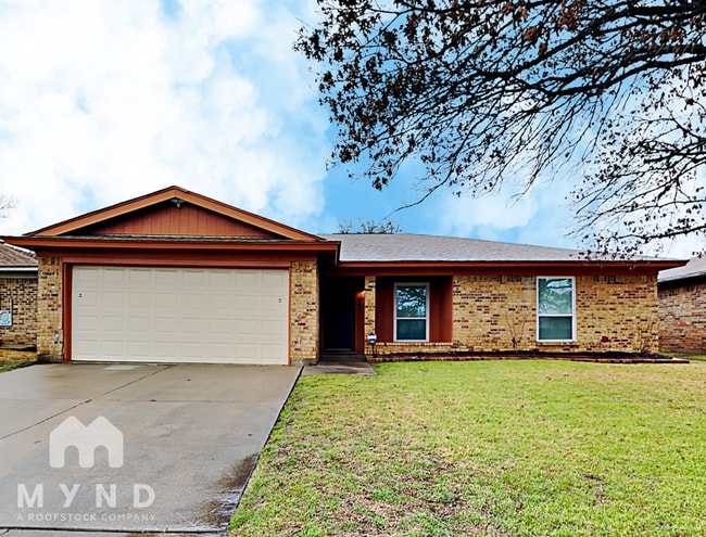 3528 Park Lake Dr