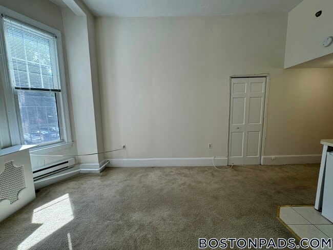 1223 Beacon St in Brookline, MA - Building Photo - Building Photo