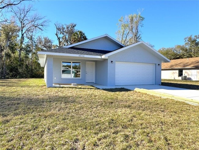 8808 E Albertson Ct in Floral City, FL - Building Photo - Building Photo
