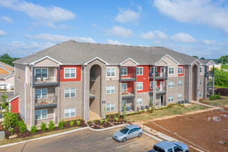 Solis in Clarksville, TN - Foto de edificio - Building Photo