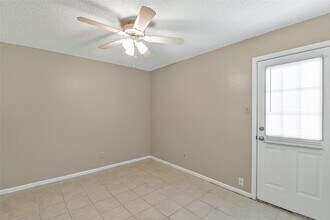 4512 Avenue L in Santa Fe, TX - Building Photo - Building Photo