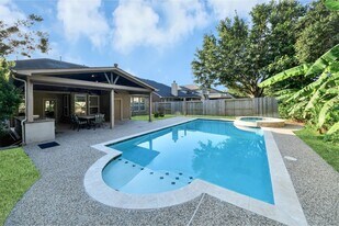 9619 W Amber Bluff Ln in Katy, TX - Building Photo