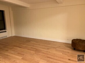 EAST 56 STREET in New York, NY - Building Photo - Building Photo