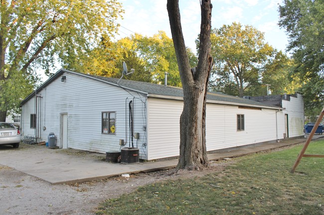 Rakers Apartments in Aviston, IL - Building Photo - Building Photo