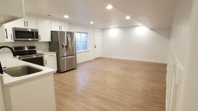 32 W Sicula Rd., Unit Basement in Vineyard, UT - Building Photo - Building Photo