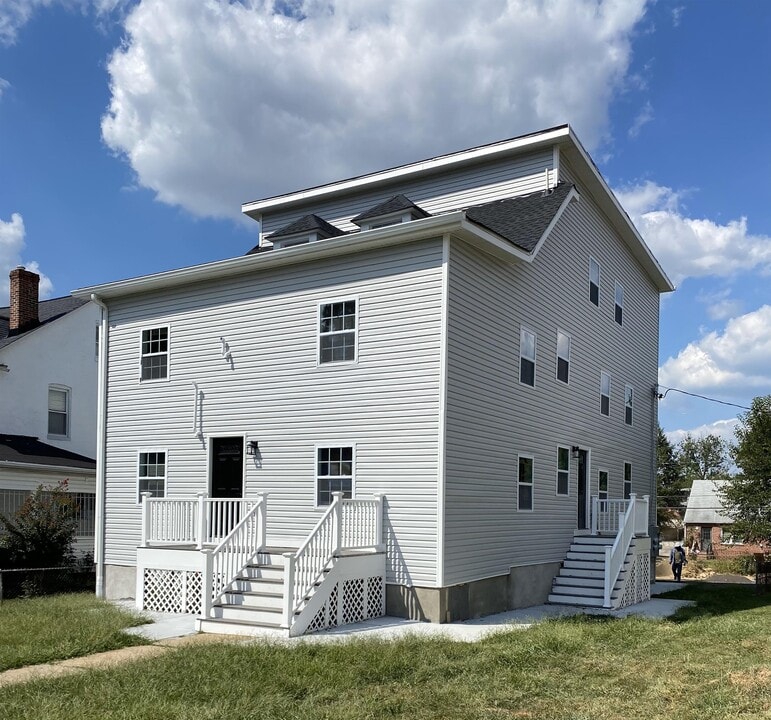 4108 Groveland Ave in Baltimore, MD - Foto de edificio
