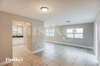 9231 SW 204th Terrace in Cutler Bay, FL - Building Photo - Building Photo