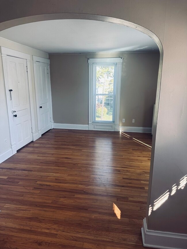 330 W Sycamore St in Sycamore, IL - Building Photo - Building Photo