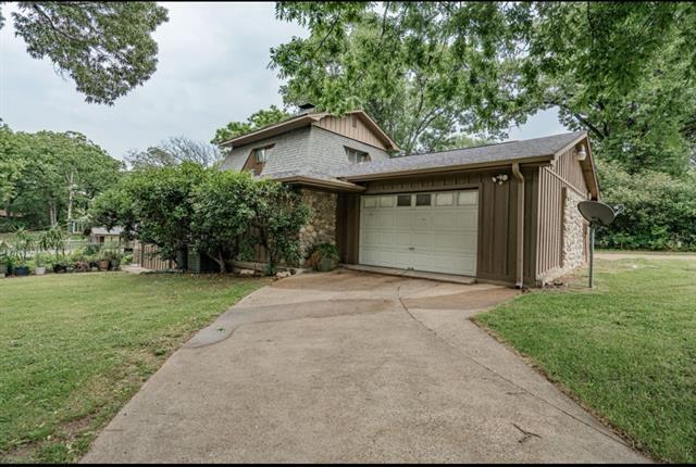 132 Shady Shores Dr in Mabank, TX - Building Photo