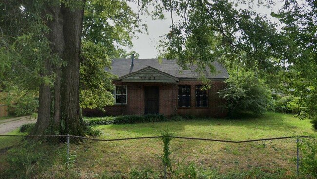property at 1101 Haynes St