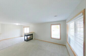 13759 Flay Ave N in Hugo, MN - Building Photo - Building Photo