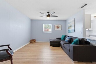 2227 Montclair Dr in Sarasota, FL - Building Photo - Building Photo