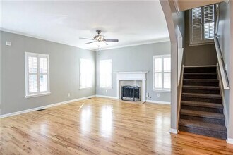 587 Delbridge St NW in Atlanta, GA - Building Photo - Building Photo