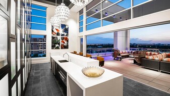 Modern on M Apartments