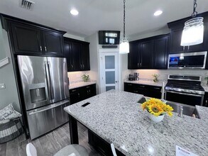 2764 Crestline Rd in Tallahassee, FL - Building Photo - Building Photo