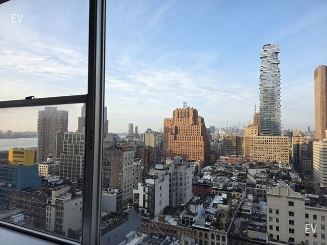 property at 50 Murray St