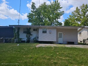 10346 Lilac Dr in St. Louis, MO - Building Photo - Building Photo