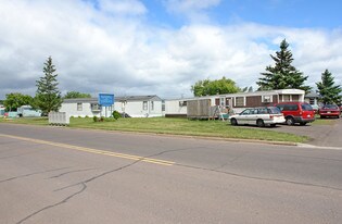 Belknap Terrace MH Court in Superior, WI - Building Photo