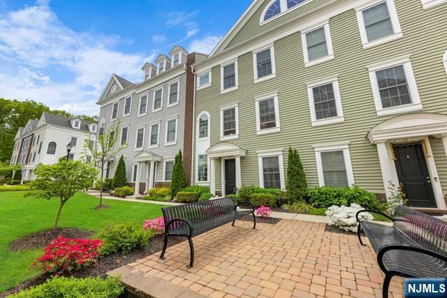 109 Roosevelt Dr in Wood Ridge, NJ - Building Photo - Building Photo