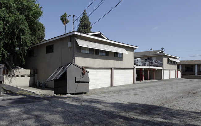 The Royal Gardens in Upland, CA - Building Photo - Building Photo