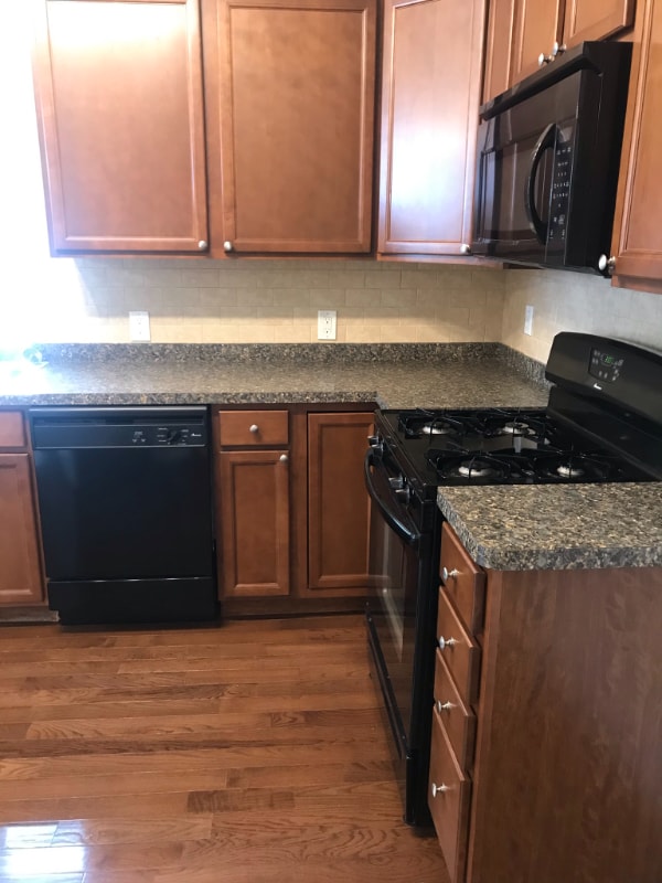 469 Tacoma Ave, Unit 4 in Buffalo, NY - Foto de edificio - Building Photo