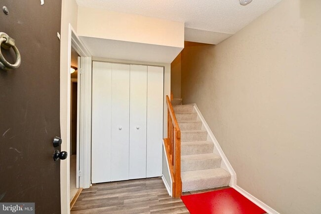 1813 Old Post Terrace in Woodbridge, VA - Building Photo - Building Photo