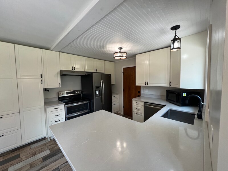 2687 Teri Terrace in East Lansing, MI - Building Photo
