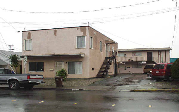 2215 Dover Ave in San Pablo, CA - Building Photo - Building Photo