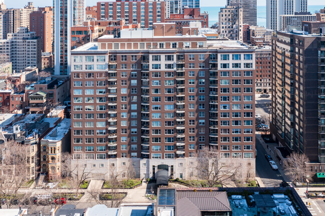 The Whitney in Chicago, IL - Building Photo - Building Photo