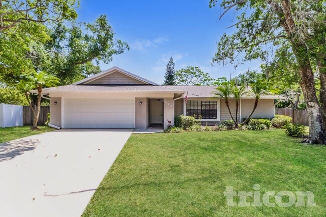 property at 423 Oak Creek Ln