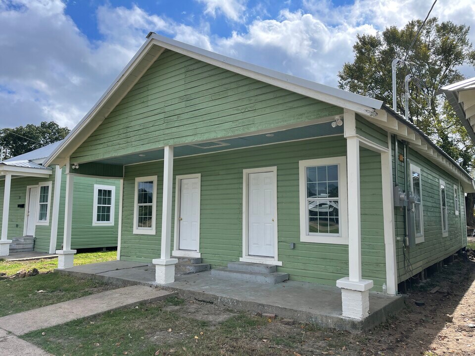 710 Adams St in Monroe, LA - Building Photo