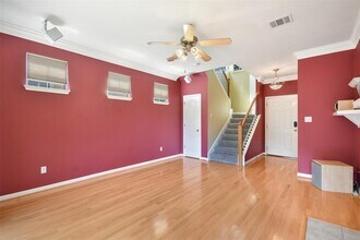 8518 Cahill Dr in Austin, TX - Foto de edificio - Building Photo