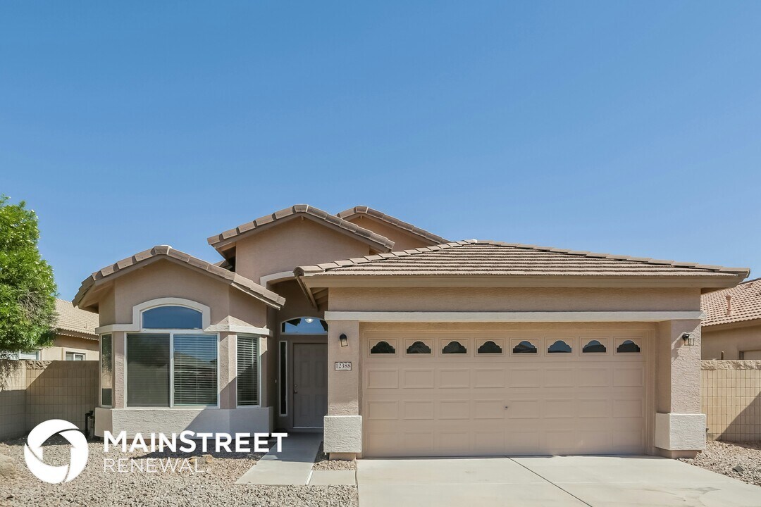 12388 W Sherman St in Avondale, AZ - Building Photo