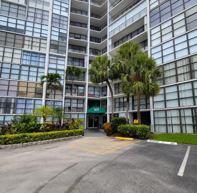 property at 800 Parkview Dr