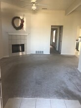 6891 Manslick Rd in Cordova, TN - Building Photo - Building Photo