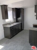 4353 Avalon Blvd in Los Angeles, CA - Building Photo