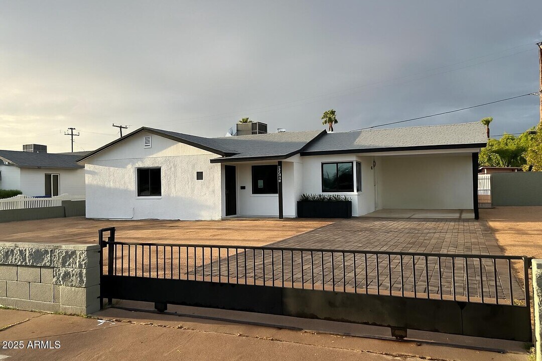 1630 E Catalina Dr in Phoenix, AZ - Building Photo