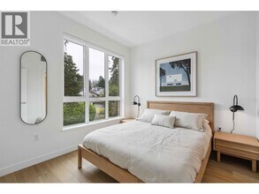 710 Dogwood St in Coquitlam, BC - Building Photo - Building Photo