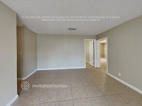 328 SW 80th Terrace in North Lauderdale, FL - Building Photo - Building Photo