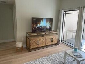 3021 Alcazar Pl in Palm Beach Gardens, FL - Foto de edificio - Building Photo