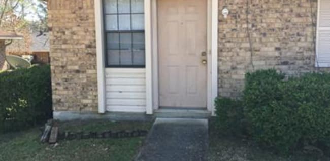 property at 1009 Sybil Dr