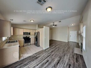 3124 Macaroon Way in North Las Vegas, NV - Building Photo - Building Photo