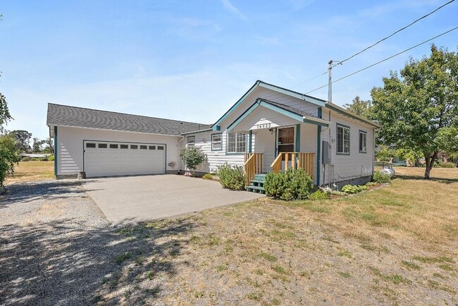 property at 16920 Flume Rd SE