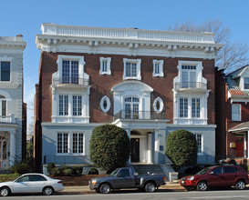 2215 Monument Ave in Richmond, VA - Building Photo - Building Photo