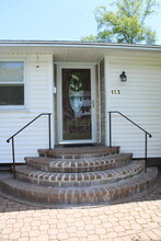 153 Brookside Rd in Newington, CT - Building Photo - Building Photo