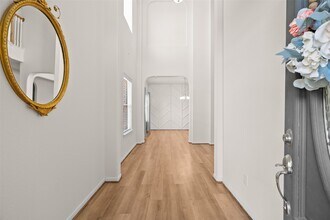 19731 Dayton Springs Dr in Cypress, TX - Foto de edificio - Building Photo