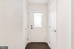 7627 Hamilton Xing in Severn, MD - Building Photo