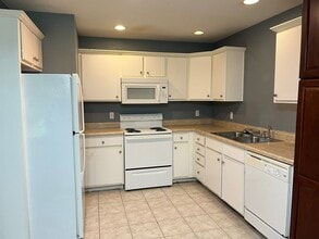 129 Bailey Cir in Rogersville, MO - Building Photo - Building Photo